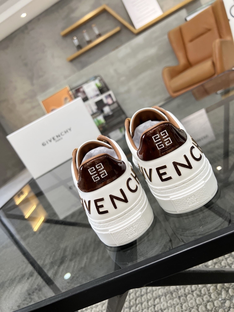 Givenchy Sneakers